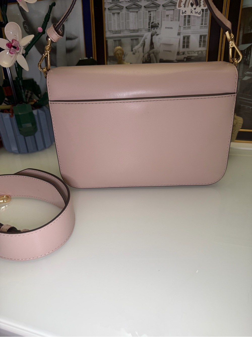 Michael Kors Pale Pink Leather Crossbody with Gold Hardware and 2 straps. - Picture 13 of 15